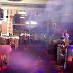 Ξενοδοχείο Velveta 3*