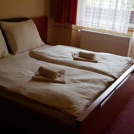 Velveta Hotell