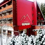 Velveta Hotel 3*