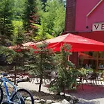 Velveta Hotel