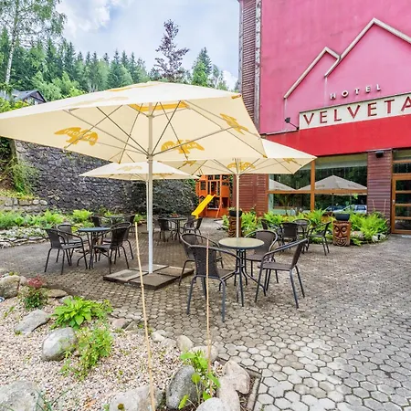 Hotel Velveta 3*